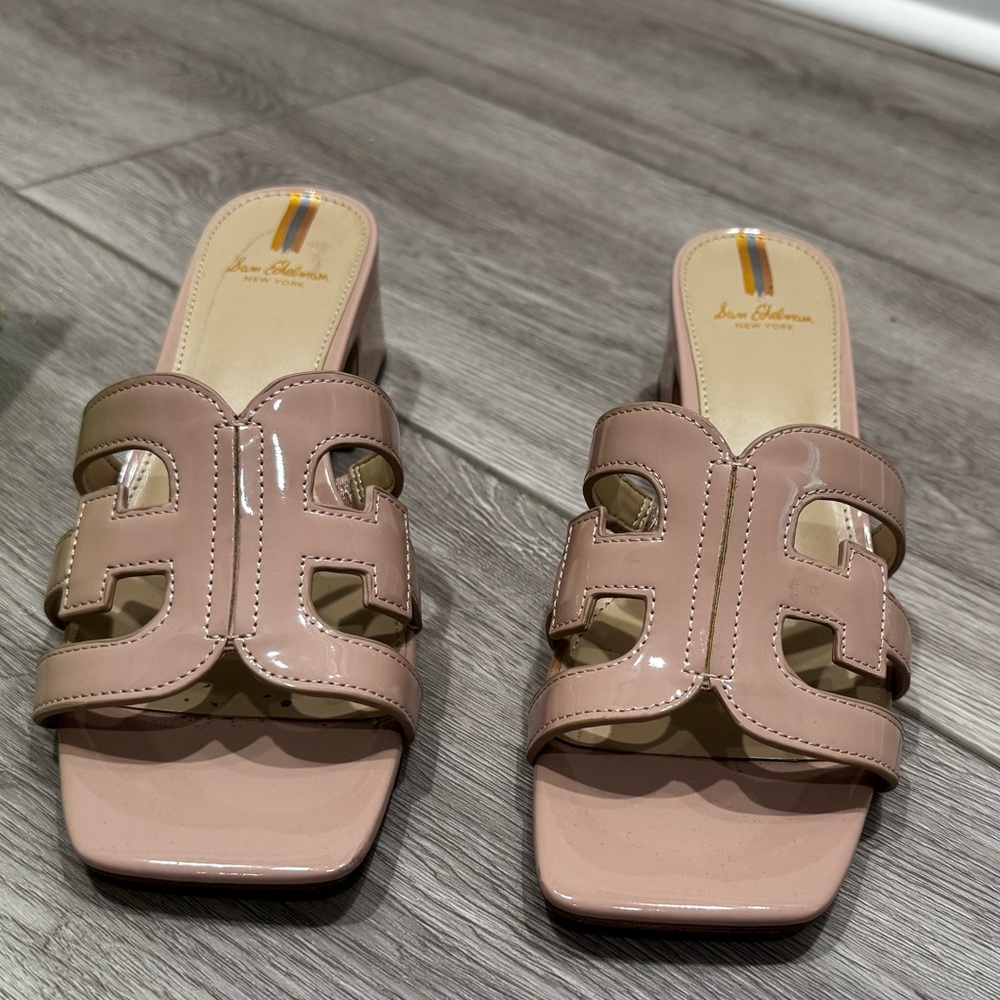 Sam Edelman Winslow Slip-On Emblem Block-Heel Slide Sandals Sz 8